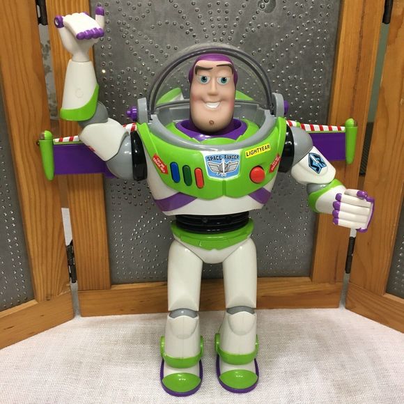 Disney Toy story 4 Buzz Lightyear 12" Talking Action Figure Bonnie on Foot Works - Picture 1 of 11
